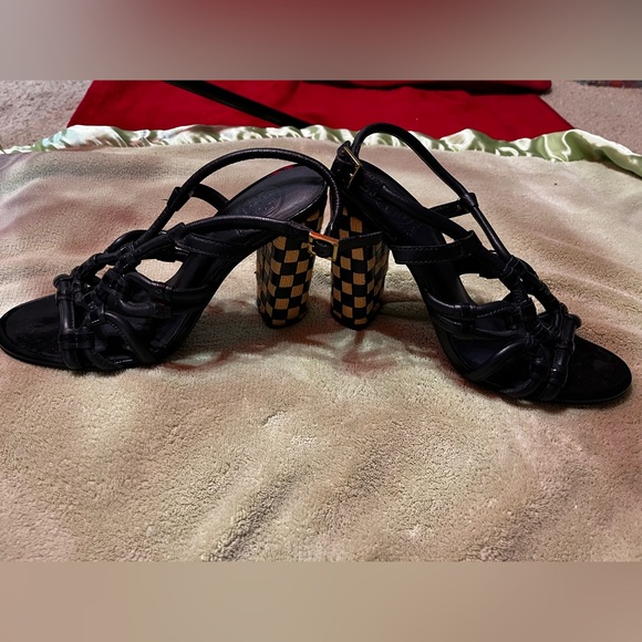 Tory Burch Black and Tan Strappy Block Heels - Picture 11 of 15